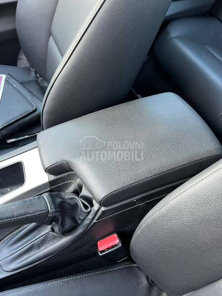 NASLON ZA RIKE RUKOHVAT za BMW Serija 1, Serija 3 od 2004. do 2010. god.
