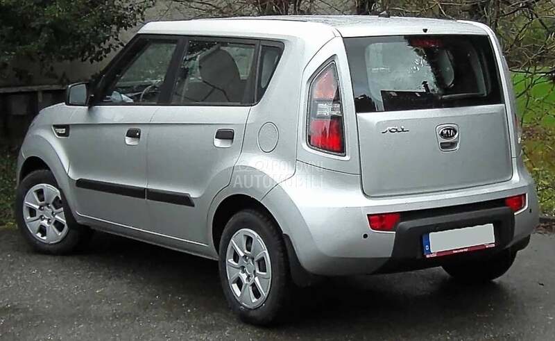 Kia Soul 2010. god. -  kompletan auto u delovima