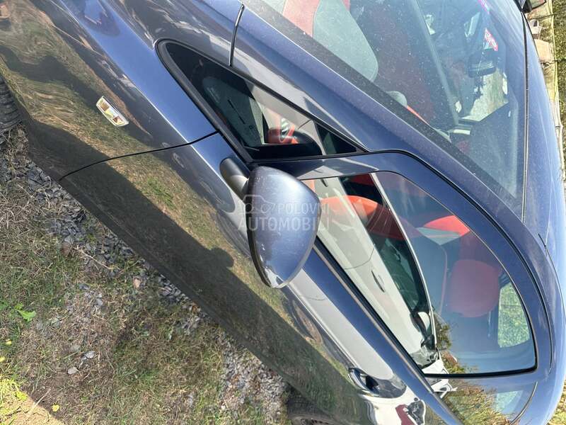 šoferšajbna za Opel Corsa D od 2006. do 2014. god.