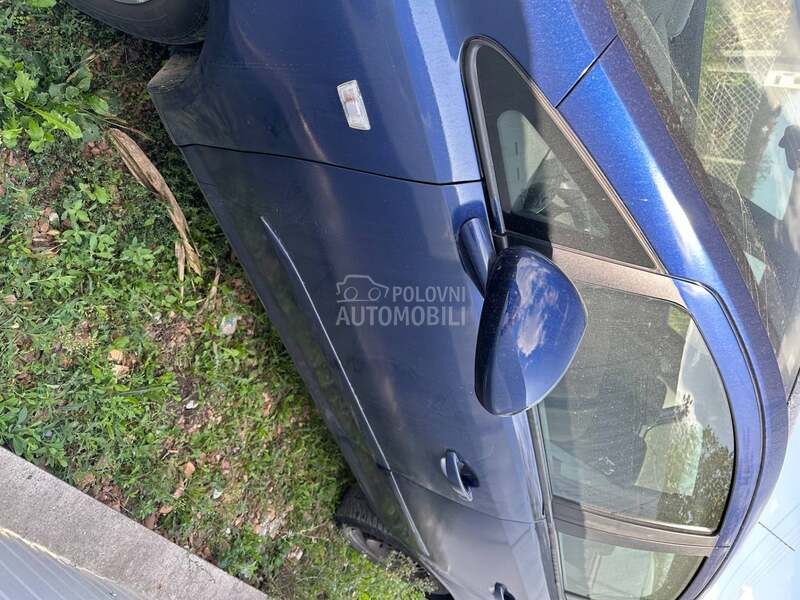 prednja vrata leva/desna za Opel Corsa D od 2006. do 2014. god.