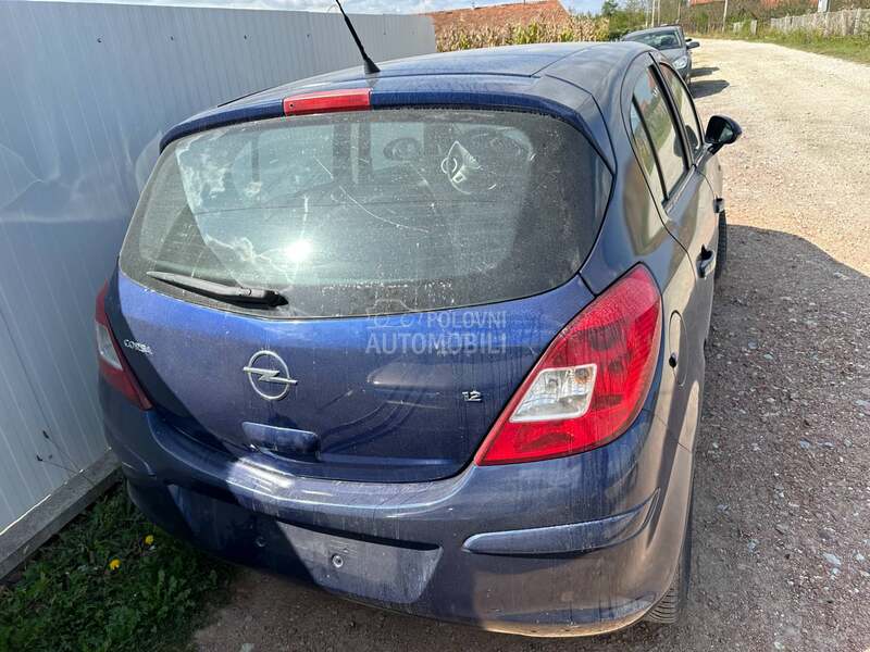 tabla sa airbagovima za Opel Corsa D od 2006. do 2014. god.