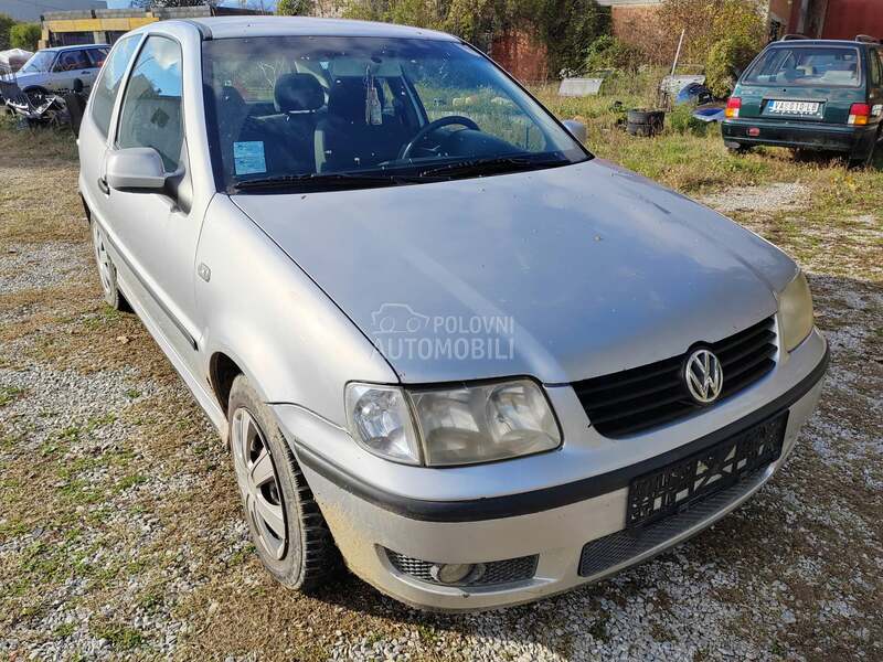 Volkswagen Polo 1.46n2 2001. god. -  kompletan auto u delovima
