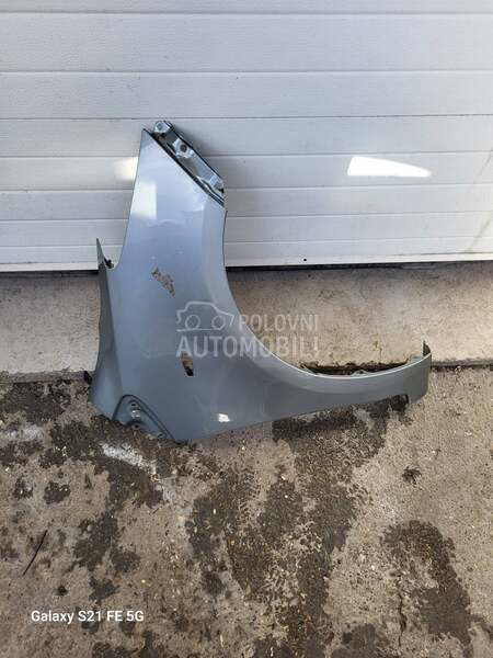 Desno krilo za Toyota Yaris od 2006. do 2011. god.
