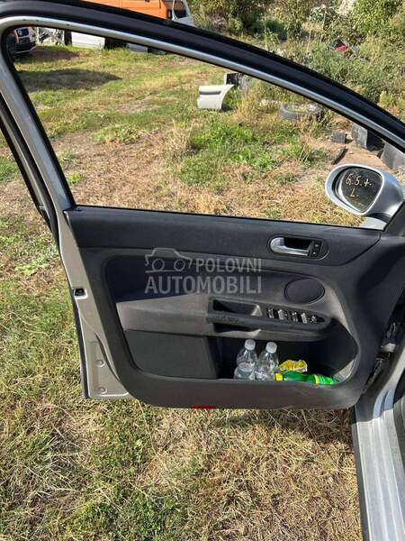 Tapaciri vrata za Volkswagen Golf Plus