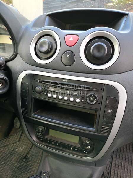 Kasetofon za Citroen C3