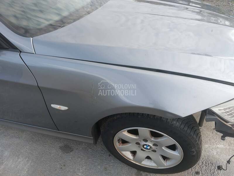 Desno krilo lci e90 e91 za BMW 315, 316, 318 ... od 2004. do 2012. god.