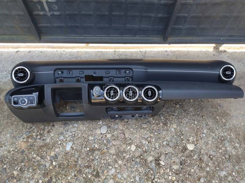 Duvaljke i delovi ventilacije za Mercedes Benz A 140, A 150, A 160 ... od 2018. do 2022. god.
