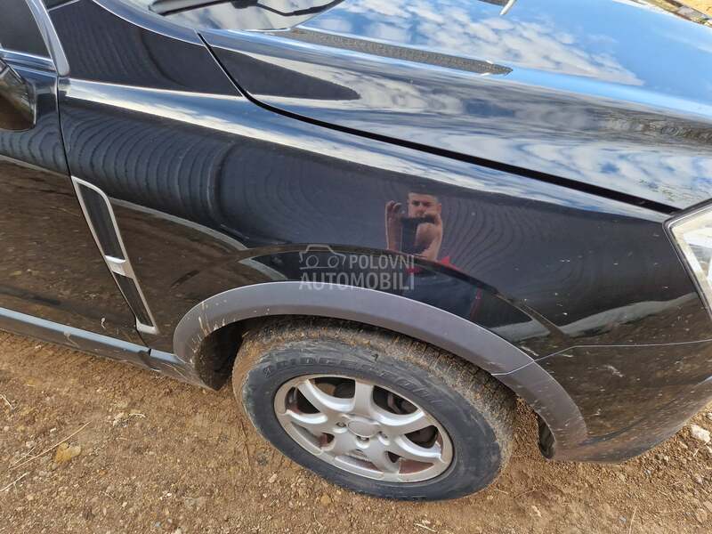 Krila crna boja za Opel Antara