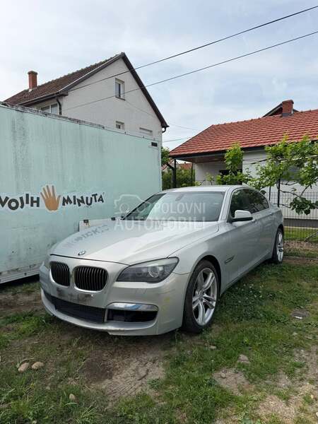 BMW 730 F01 M 2011. god. -  kompletan auto u delovima