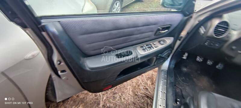 tapaciri vrata za Lexus IS 200 od 1999. do 2006. god.