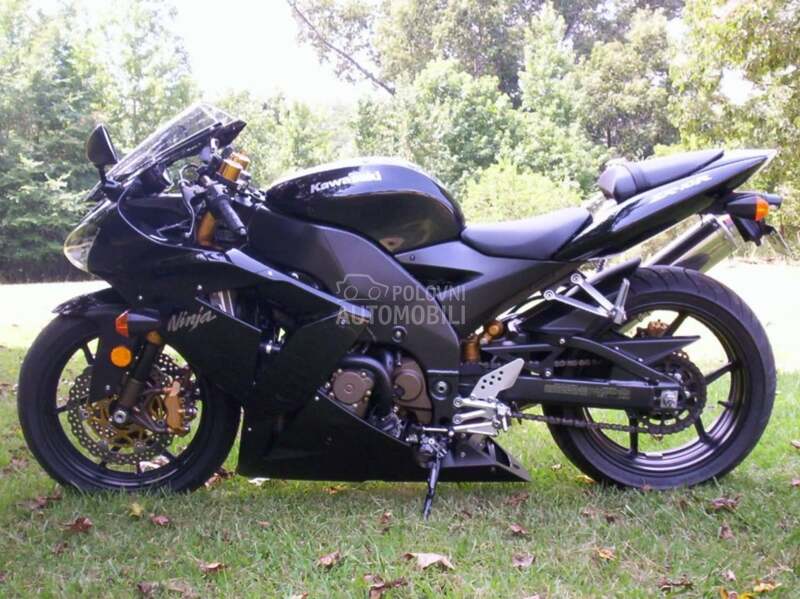 Kawasaki ZX10R u delovima