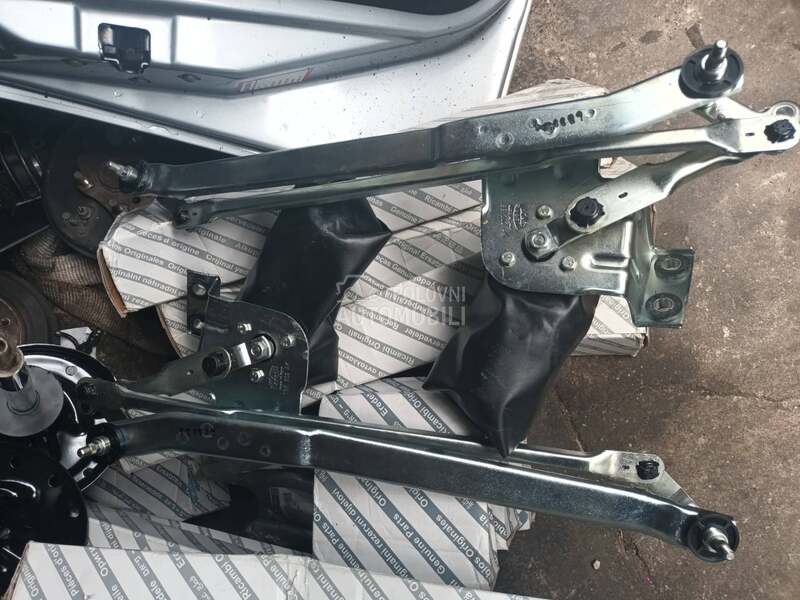 POLUGE BRISAČA SA MOTOROM za Fiat Seicento