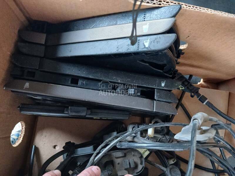 Pepeljare, drzaci za case za Volkswagen Golf 4, Passat B5, Passat B5.5