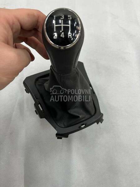 rucica menjaca sa kozicom za Suzuki SX4 S-Cross