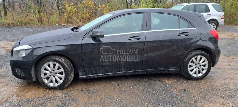 Kompletan motor za Mercedes Benz A 140, A 150, A 160 ... od 2012. do 2018. god.