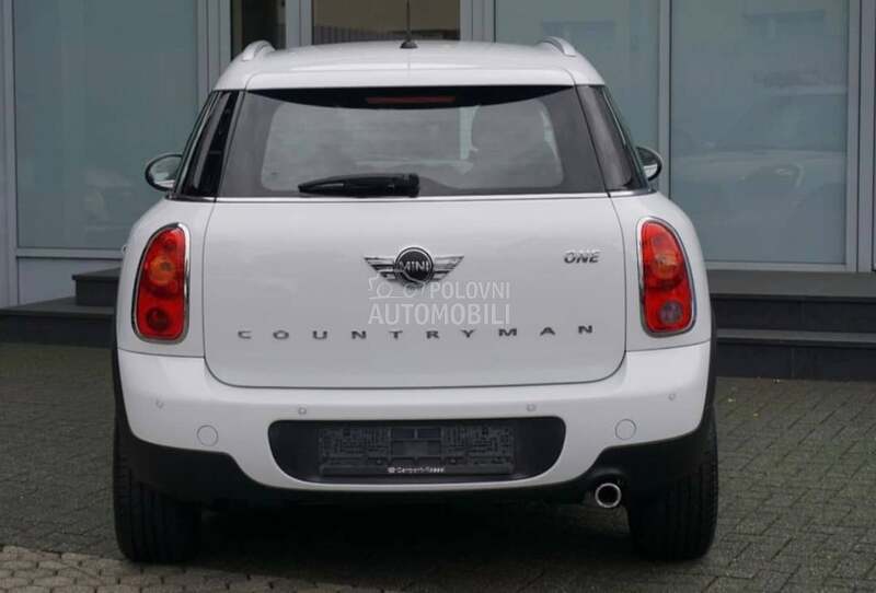 zadnja sofersajbna za MINI Countryman od 2010. do 2016. god.
