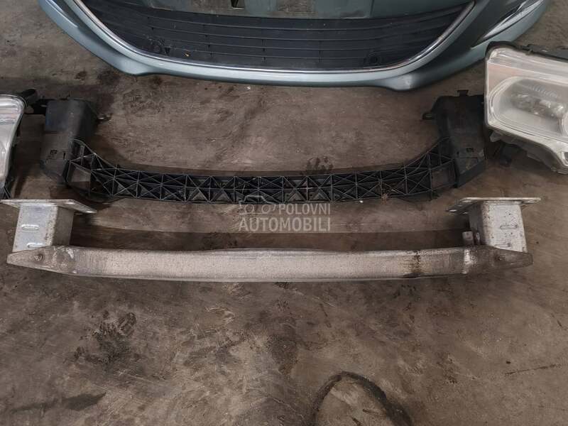 sina branika aluminijumska za Citroen C4 od 2011. do 2018. god.