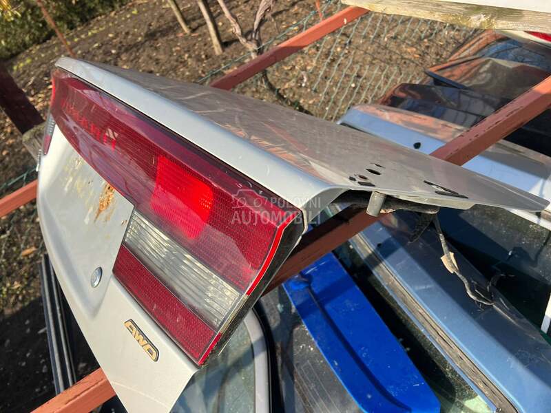 gepek vrata za Subaru Forester, Impreza, Legacy od 2000. do 2015. god.