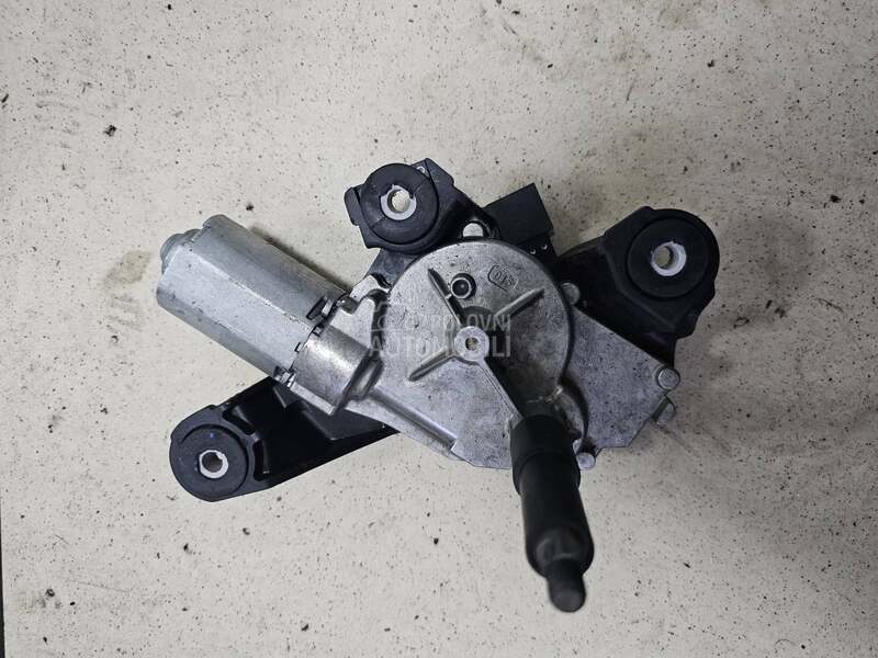 Motor zadnjeg brisača za Renault Megane od 2008. do 2015. god.