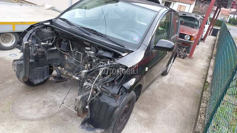 Subaru Justy 4x4KOM 2009. god. -  kompletan auto u delovima