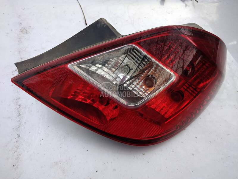 Stop svetlo za Opel Corsa D