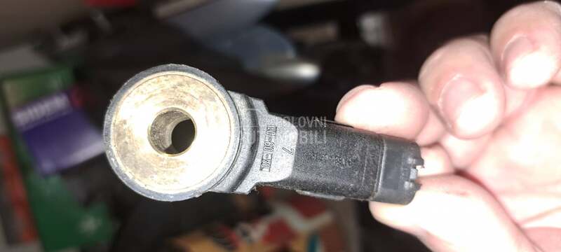 knock senzor 1.1 benzin za Peugeot 206