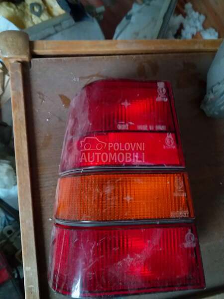 stop lampa za Seat Marbella od 1989. do 1998. god.
