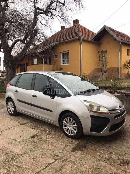 Hladnjak klime 1.6 benz za Citroen C4 Picasso od 2007. do 2012. god.
