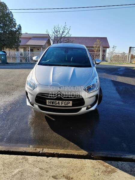 branik za Citroen DS5