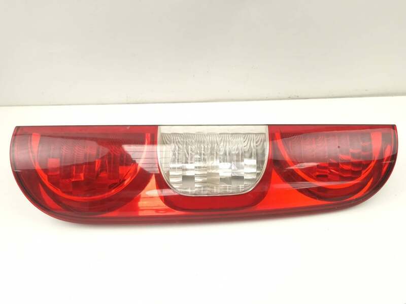 Stop svetla za Fiat Doblo od 2004. do 2010. god.