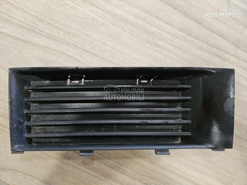 RESETKA  DESNA za Škoda Fabia od 2000. do 2004. god.