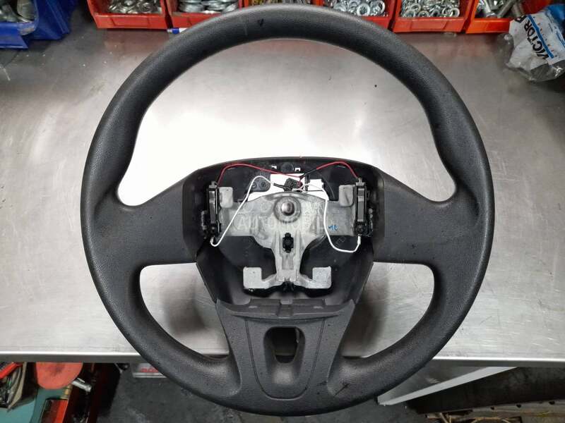 Volan za Renault Kangoo od 2013. do 2022. god.