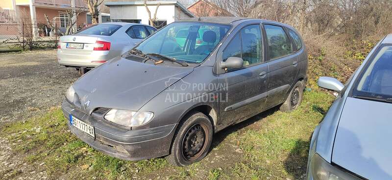 Renault Scenic 1.6 b 1999. god. -  kompletan auto u delovima