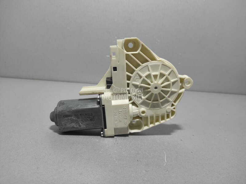 MOTORIC PODIZACA STAKLA za Audi Q5