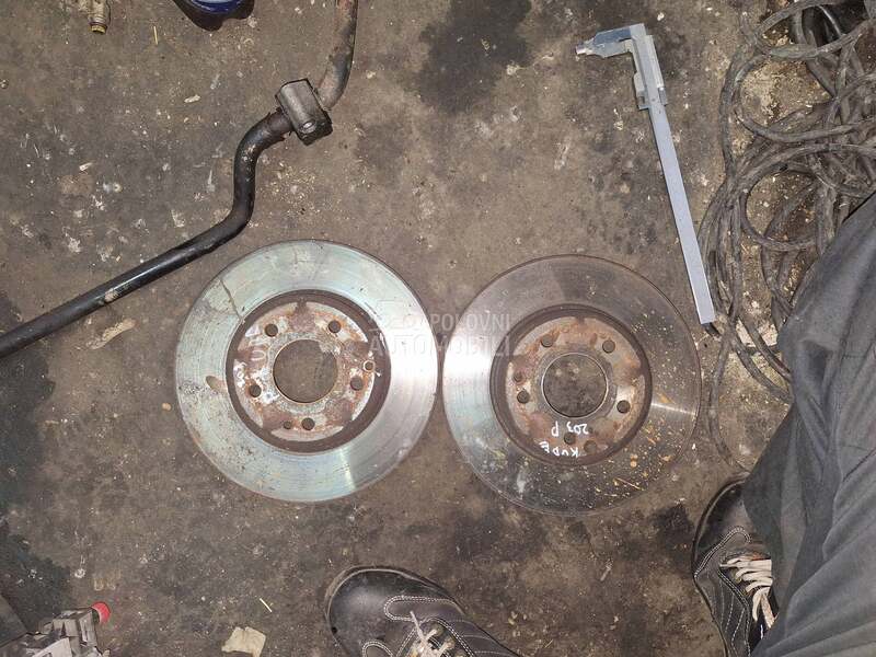 Prednji disk w203 za Mercedes Benz C 160, C 180, C 200 ...