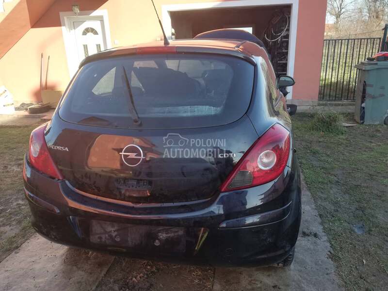 Opel Corsa D 2008. god. -  kompletan auto u delovima