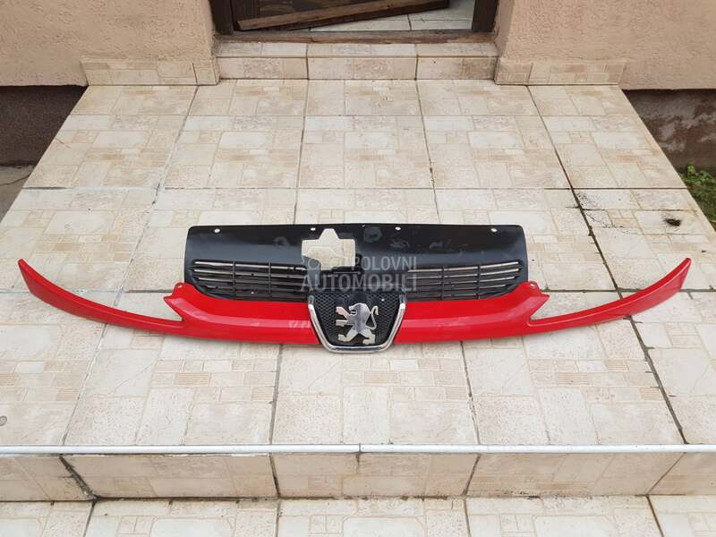 Maska crvena za Peugeot 206