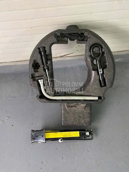 Dizalica , alat fabricki za Audi A6, A6 Allroad, A7