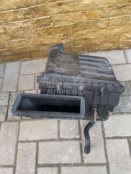 Kuciste vazduha  5QF 129 607 D za Audi A3, Q2