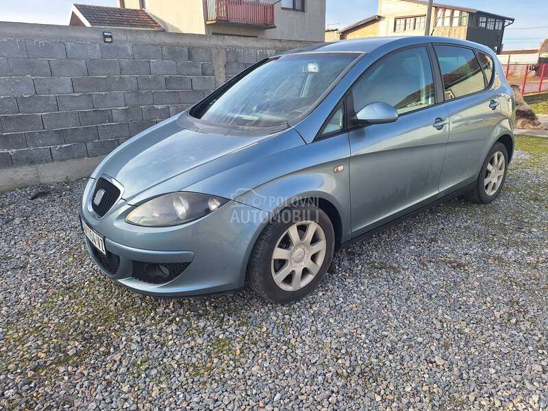 Seat Altea 1.9tdi 2005. god. -  kompletan auto u delovima