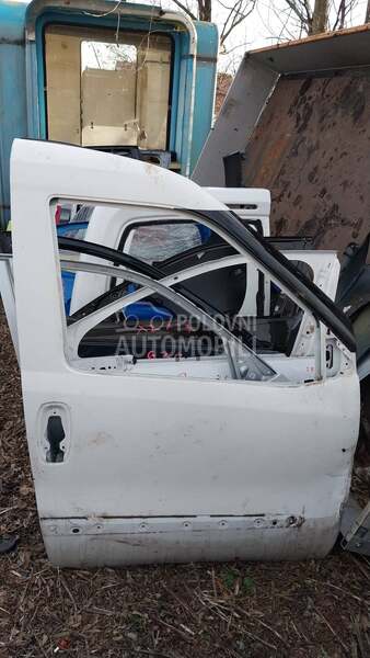 prednja desna vrata za Fiat Doblo