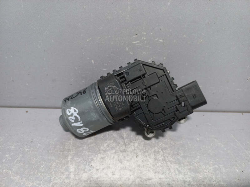 MOTORIC PREDNJEG BRISACA za Audi A4
