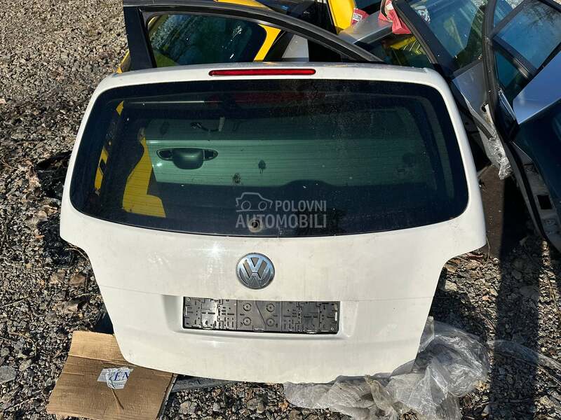 Hauba ispravna za Volkswagen Touran od 2004. do 2009. god.