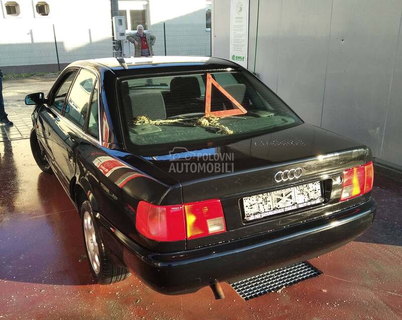 Krilo za Audi A6, 100