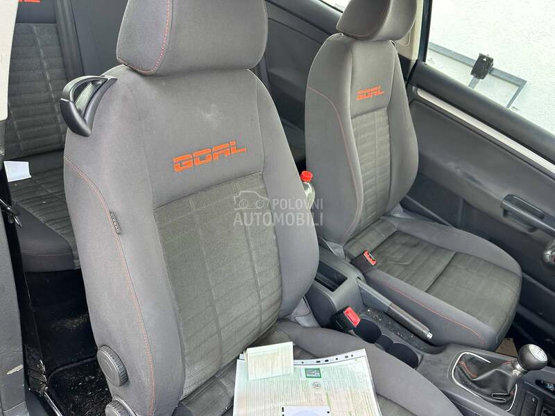 Sedista sa 2 Vrati grejače za Volkswagen Golf 5 od 2004. do 2008. god.