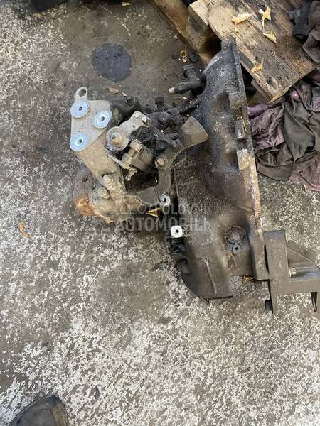 Menjac 1.8 5 brzina za Opel Vectra C od 2002. do 2005. god.