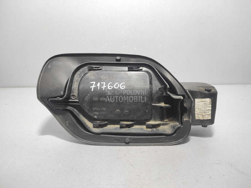 POKLOPAC REZERVOARA za Volkswagen Passat B8
