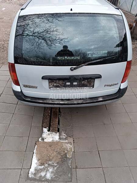 Stop svetla megane 1 karavan za Renault Megane od 1998. do 2018. god.