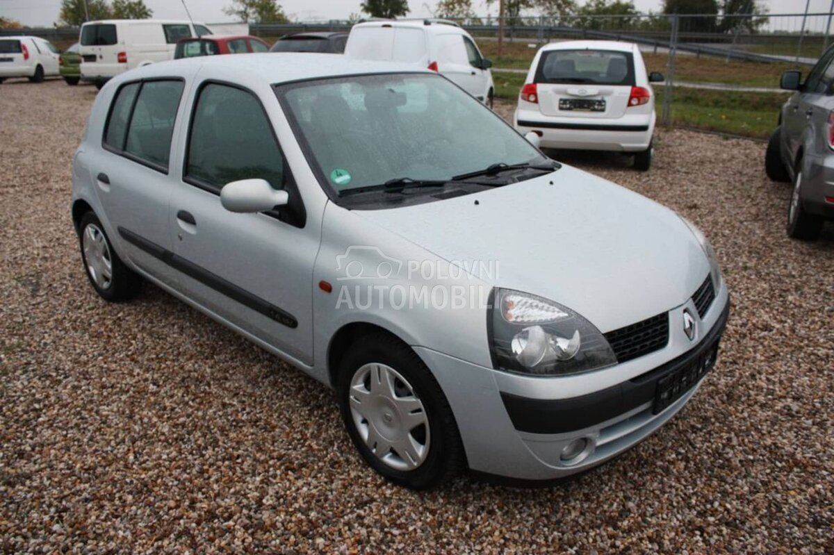 STOP SVETLA za Renault Clio od 2001. do 2007. god.