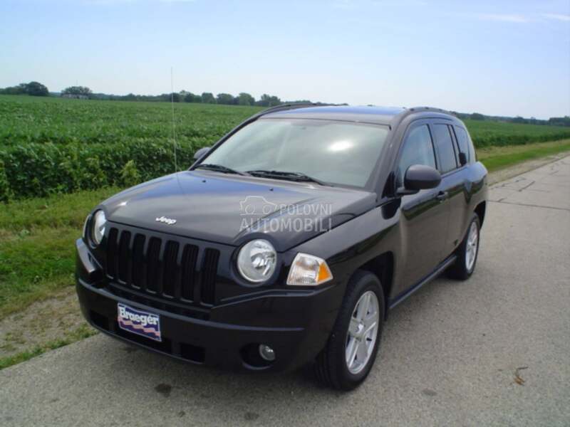 Tepih za Jeep Compass od 2006. do 2016. god.
